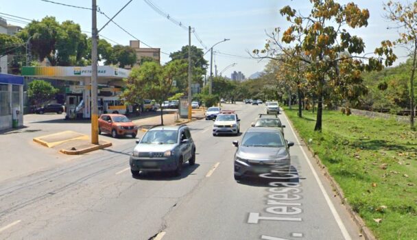 Cristina BH Avenida Teresa Cristina
