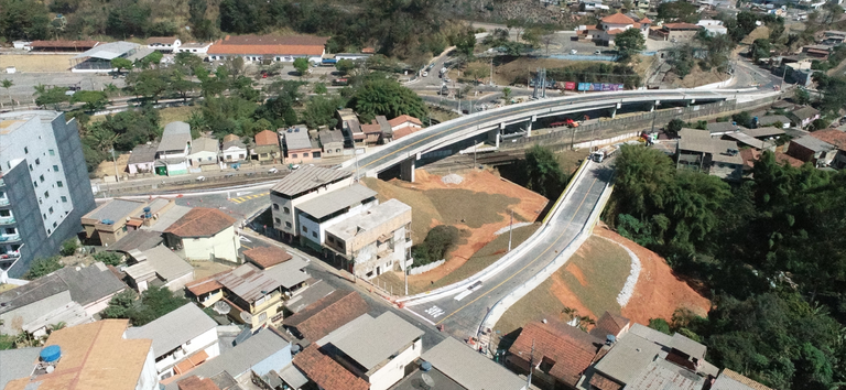 inauguração de viaduto