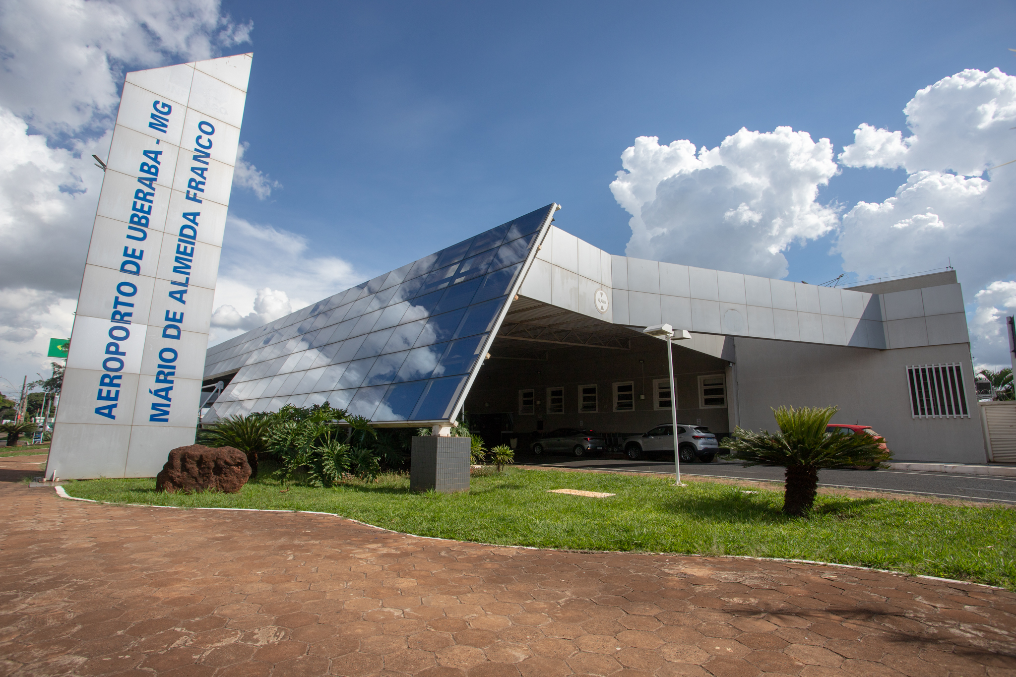 uberaba aeroporto