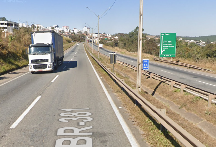 Trecho da rodovia Fernão Dias em Carmópolis de Minas