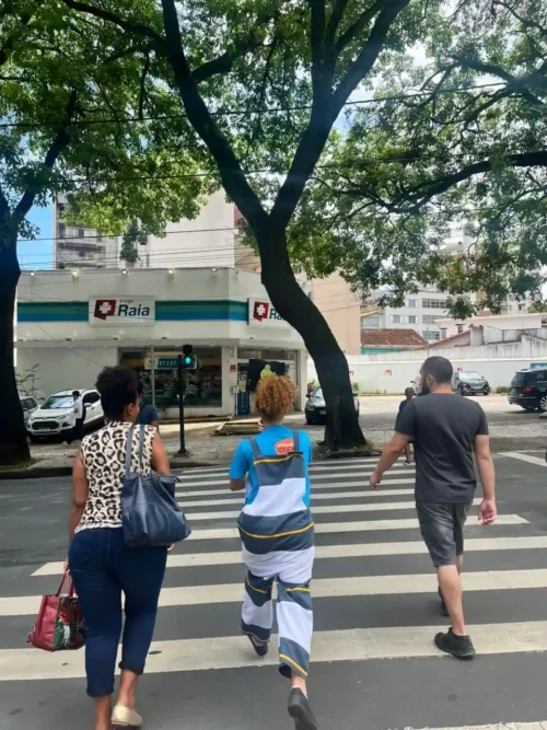 Novo complemento faixa de pedestres avenida afonso pena