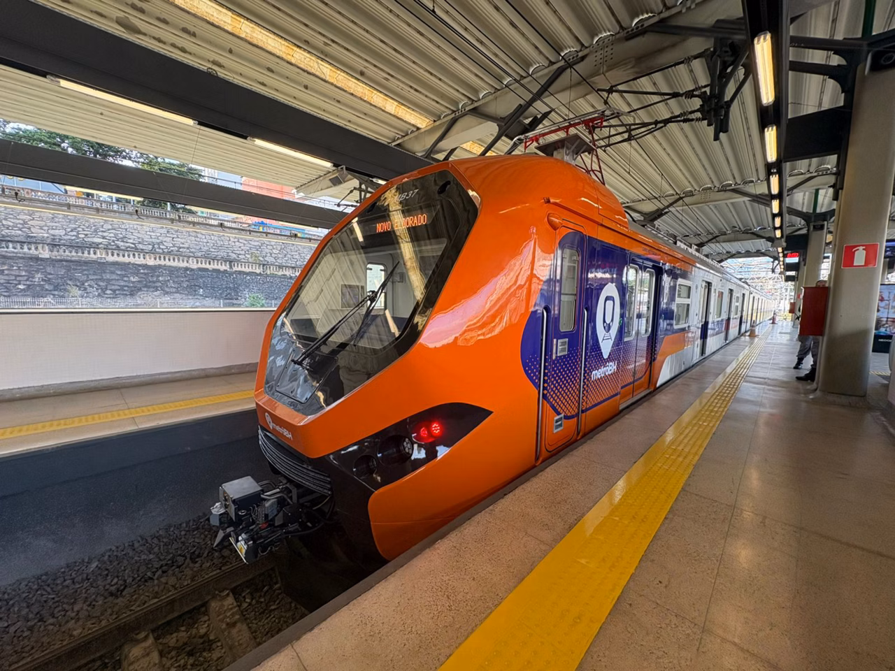 trem metrô bh